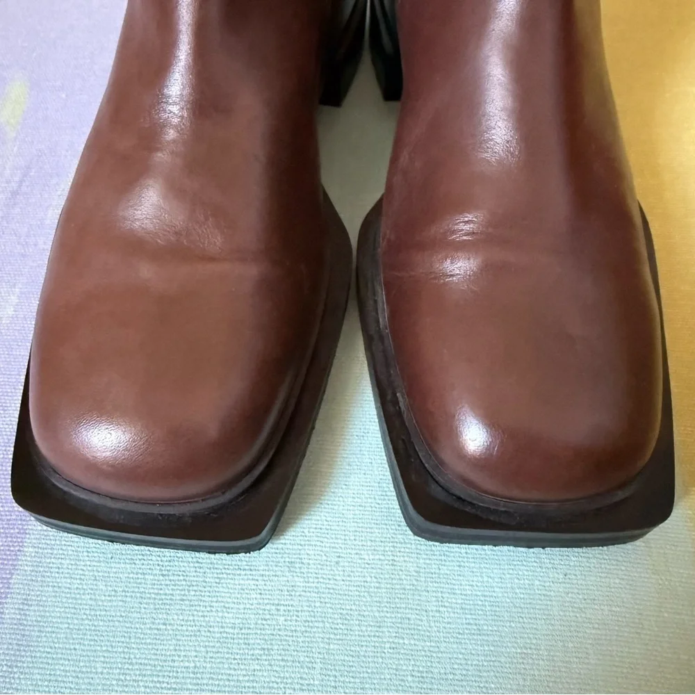 ZARA Brown Leather Chelsea Boots size 6
